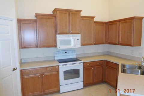 Appartement à louer à North Port, Floride: 2 chambres, 137.22 m2 № 2096005 - photo 7