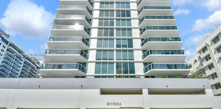 Condominio en Miami Beach, Florida, 1 dormitorio № 1958924