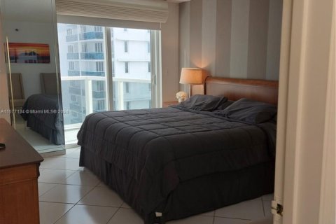 Condominio en alquiler en Miami Beach, Florida, 1 dormitorio, 104.14 m2 № 1958924 - foto 22