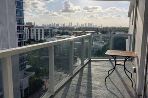 Condominio en alquiler en Miami Beach, Florida, 1 dormitorio, 104.14 m2 № 1958924 - foto 7