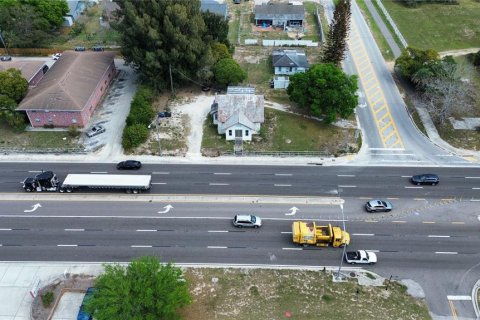Commercial property in Lake Alfred, Florida 232.81 sq.m. № 2212765 - photo 3