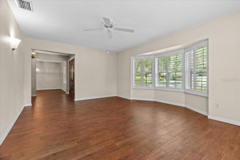Casa en venta en Orlando, Florida, 4 dormitorios, 210.7 m2 № 1744242 - foto 10
