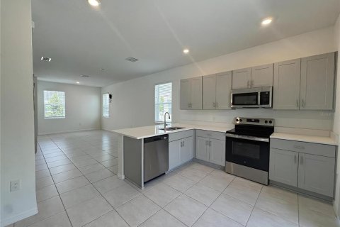Townhouse in Kissimmee, Florida 2 bedrooms, 116.59 sq.m. № 2148797 - photo 3
