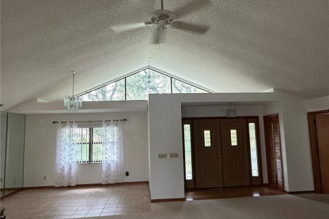 Villa ou maison à vendre à Silver Springs Shores, Floride: 3 chambres, 201.41 m2 № 2408918 - photo 8