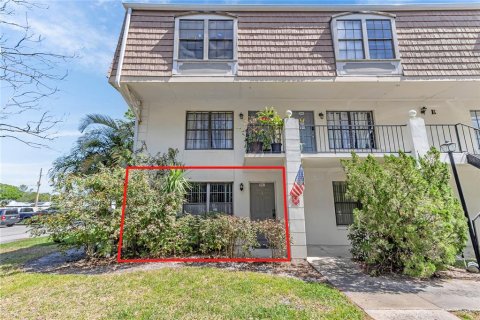 Condo in Orlando, Florida, 3 bedrooms  № 1602592 - photo 2