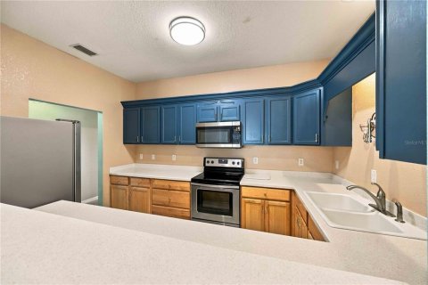 Duplex à vendre à Port Charlotte, Floride: 3 chambres, 127.09 m2 № 2396038 - photo 7