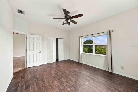 Duplex à vendre à Port Charlotte, Floride: 3 chambres, 127.09 m2 № 2396038 - photo 21