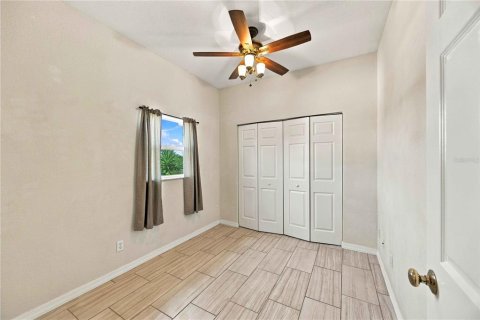 Duplex à vendre à Port Charlotte, Floride: 3 chambres, 127.09 m2 № 2396038 - photo 18