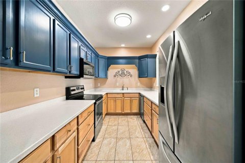 Duplex à vendre à Port Charlotte, Floride: 3 chambres, 127.09 m2 № 2396038 - photo 5