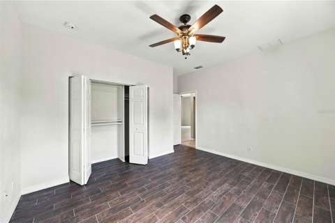 Duplex à vendre à Port Charlotte, Floride: 3 chambres, 127.09 m2 № 2396038 - photo 26