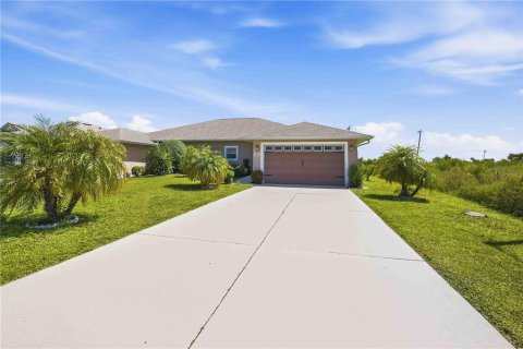Duplex à Port Charlotte, Floride 3 chambres, 127.09 m2 № 2396038