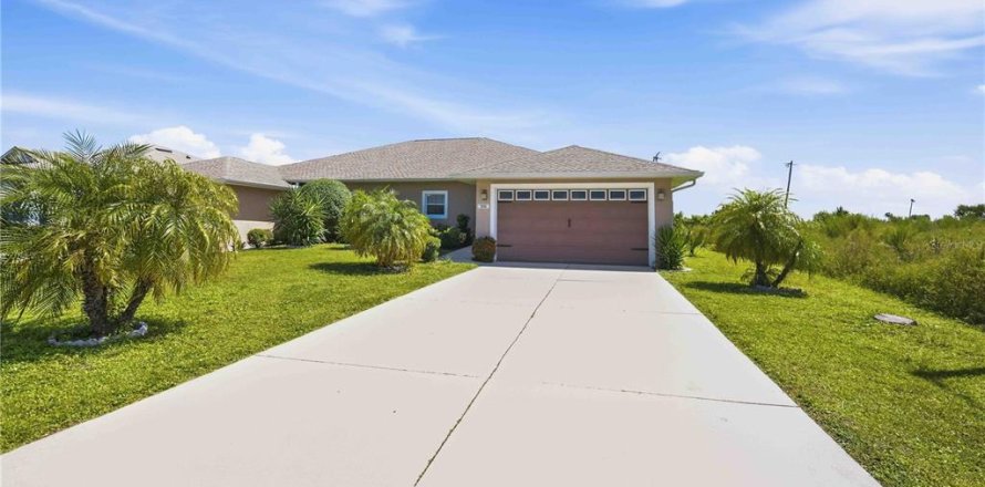 Duplex à Port Charlotte, Floride 3 chambres, 127.09 m2 № 2396038