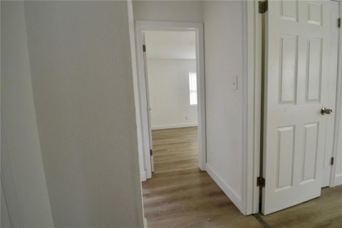 Apartamento en alquiler en Saint Petersburg, Florida, 2 dormitorios, 122.07 m2 № 1903040 - foto 14