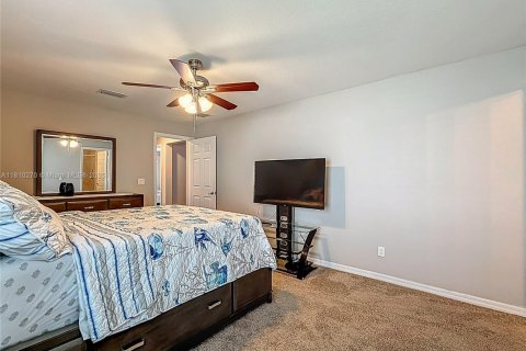 House in Port St. Lucie, Florida 4 bedrooms, 193.05 sq.m. № 1762375 - photo 28