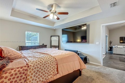 House in Port St. Lucie, Florida 4 bedrooms, 193.05 sq.m. № 1762375 - photo 30