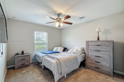 House in Port St. Lucie, Florida 4 bedrooms, 193.05 sq.m. № 1762375 - photo 22