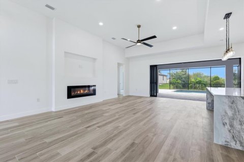 Villa ou maison à vendre à Port Charlotte, Floride: 3 chambres, 196.95 m2 № 2408809 - photo 10