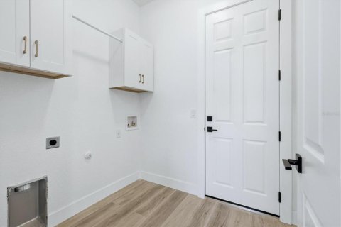 Villa ou maison à vendre à Port Charlotte, Floride: 3 chambres, 196.95 m2 № 2408809 - photo 28