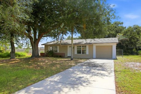 Casa en Punta Gorda, Florida 2 dormitorios, 84.54 m2 № 2137741