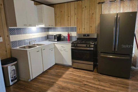 Propiedad comercial en venta en Leesburg, Florida, 6 dormitorios, 135.08 m2 № 2118763 - foto 12