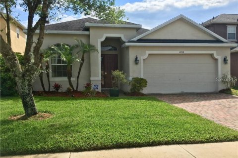 Casa en alquiler en Oviedo, Florida, 4 dormitorios, 180.32 m2 № 1846851 - foto 1