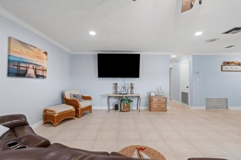 House in Stuart, Florida 4 bedrooms, 175.03 sq.m. № 2188195 - photo 20