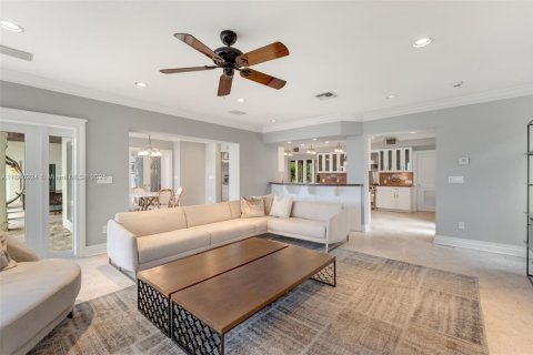 Casa en alquiler en Miami Beach, Florida, 4 dormitorios, 469.16 m2 № 2039929 - foto 13