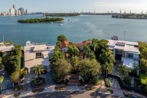 Casa en alquiler en Miami Beach, Florida, 4 dormitorios, 469.16 m2 № 2039929 - foto 30