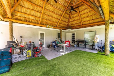 House in Punta Gorda, Florida 3 bedrooms, 117.99 sq.m. № 2321287 - photo 22