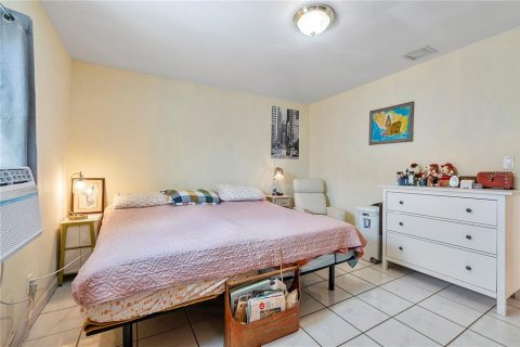 House in Fort Lauderdale, Florida 2 bedrooms, 107.3 sq.m. № 1908651 - photo 12