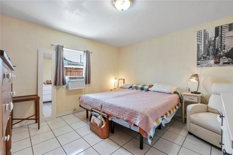 House in Fort Lauderdale, Florida 2 bedrooms, 107.3 sq.m. № 1908651 - photo 13