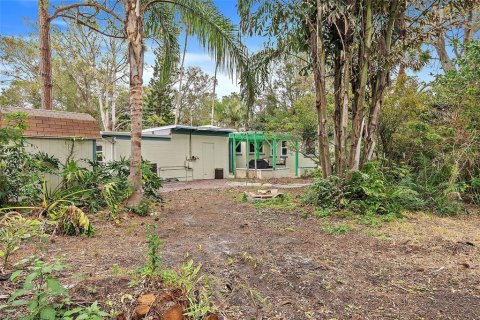 House in Saint Petersburg, Florida 3 bedrooms, 132.94 sq.m. № 1511251 - photo 29