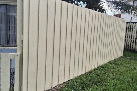 Touwnhouse à vendre à Homestead, Floride: 3 chambres, 104.52 m2 № 1947307 - photo 19