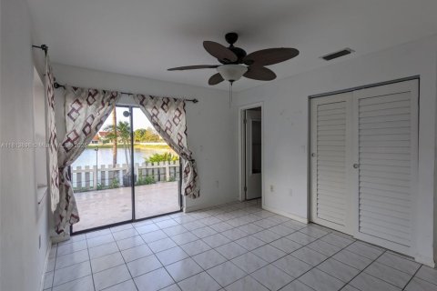 Touwnhouse à vendre à Homestead, Floride: 3 chambres, 104.52 m2 № 1947307 - photo 16