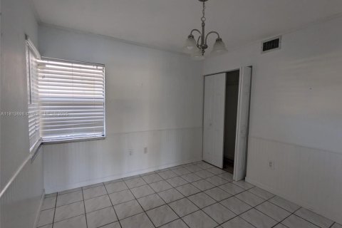 Touwnhouse à vendre à Homestead, Floride: 3 chambres, 104.52 m2 № 1947307 - photo 13
