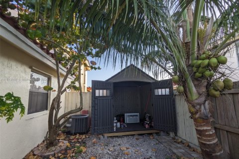 Touwnhouse à vendre à Homestead, Floride: 3 chambres, 104.52 m2 № 1947307 - photo 18
