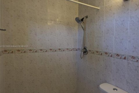 Touwnhouse à vendre à Homestead, Floride: 3 chambres, 104.52 m2 № 1947307 - photo 15