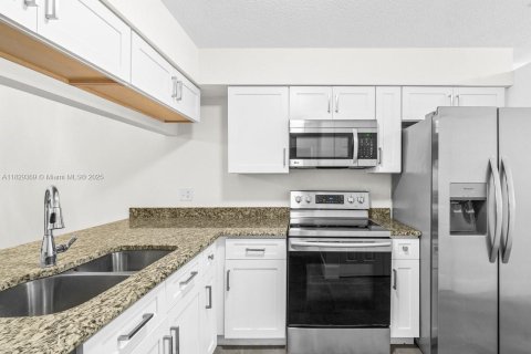 Townhouse in Delray Beach, Florida 2 bedrooms, 112.6 sq.m. № 1804477 - photo 10