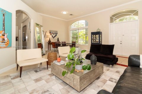 House in Weston, Florida 5 bedrooms, 288.65 sq.m. № 1845607 - photo 23