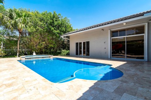 House in Weston, Florida 5 bedrooms, 288.65 sq.m. № 1845607 - photo 9