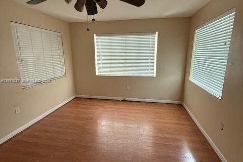 Casa en venta en Miami Springs, Florida, 3 dormitorios, 168.71 m2 № 1982570 - foto 10