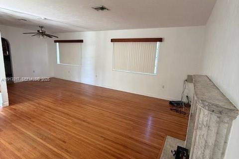 Casa en venta en Miami Springs, Florida, 3 dormitorios, 168.71 m2 № 1982570 - foto 9