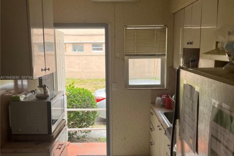 Apartamento en alquiler en Miami Shores, Florida, 2 dormitorios, 78.69 m2 № 2002289 - foto 5