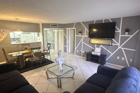 Copropriété à vendre à Lauderhill, Floride: 1 chambre, 72.74 m2 № 1968076 - photo 11