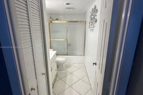 Copropriété à vendre à Lauderhill, Floride: 1 chambre, 72.74 m2 № 1968076 - photo 19