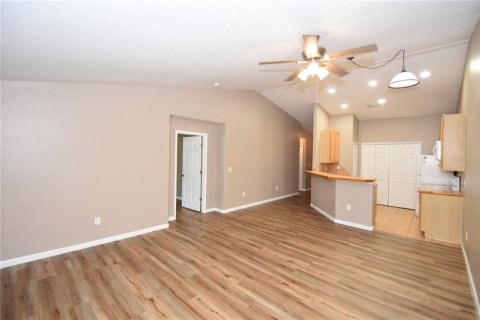 Appartement à louer à Palm Coast, Floride: 3 chambres, 113.43 m2 № 2148955 - photo 12