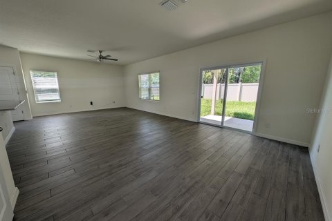 Villa ou maison à louer à Gainesville, Floride: 4 chambres, 202.16 m2 № 1857709 - photo 5