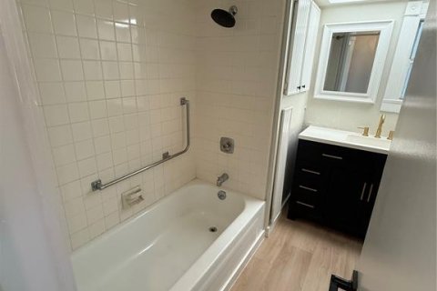 Apartment in Palmetto, Florida 2 bedrooms, 98.1 sq.m. № 2393426 - photo 30
