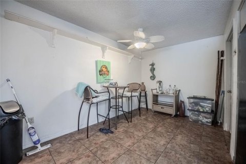 House in Lakeland, Florida 4 bedrooms, 212.84 sq.m. № 1907010 - photo 10