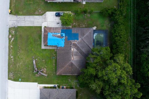House in Lakeland, Florida 4 bedrooms, 212.84 sq.m. № 1907010 - photo 6